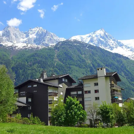 Clos Du Savoy-6 * Chamonix